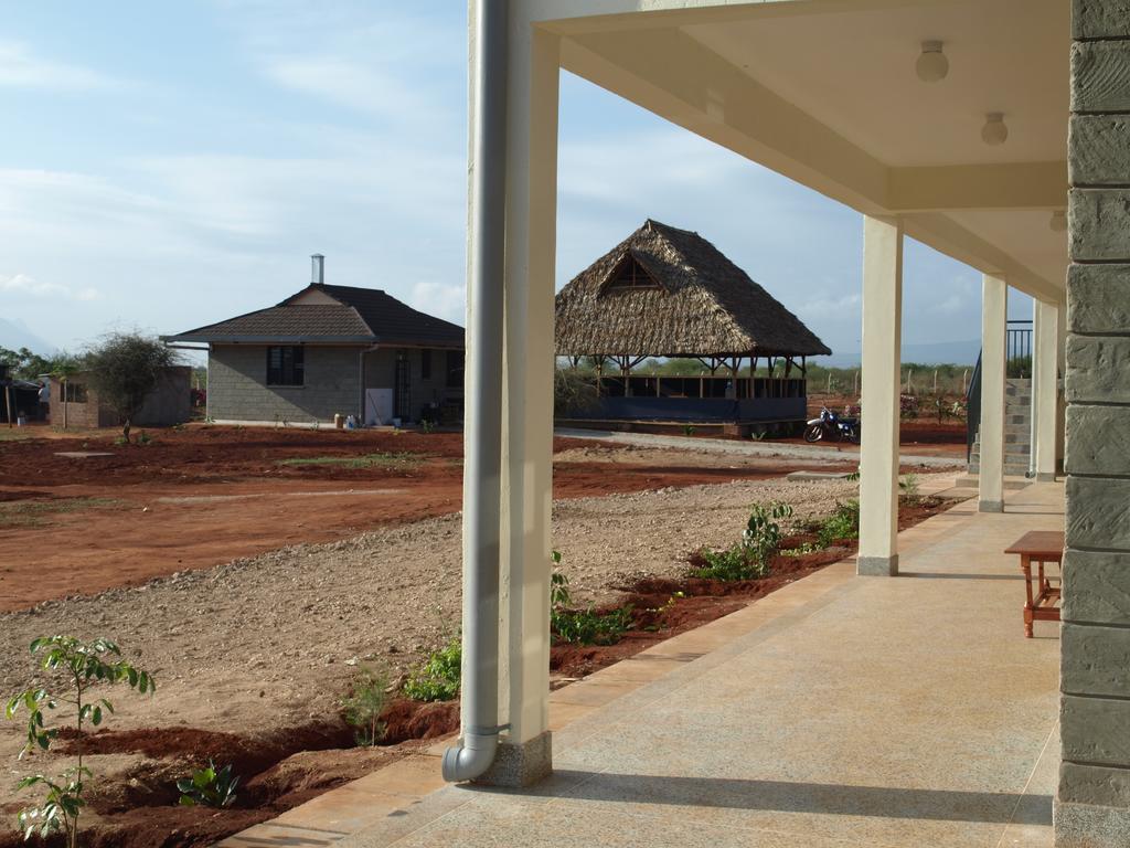 Voi Lutheran Guesthouse Exterior photo